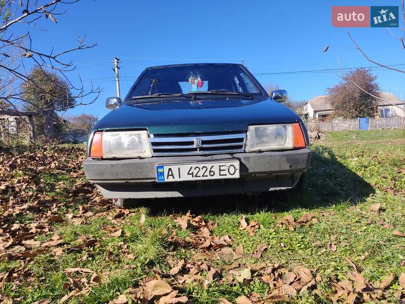 Седан ВАЗ / Lada 2109 2001 в Тульчине