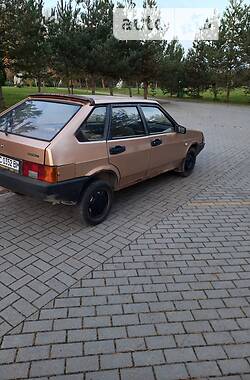 Хэтчбек ВАЗ / Lada 2109 1988 в Дрогобыче