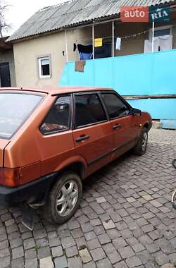 Хэтчбек ВАЗ / Lada 2109 1998 в Мукачево