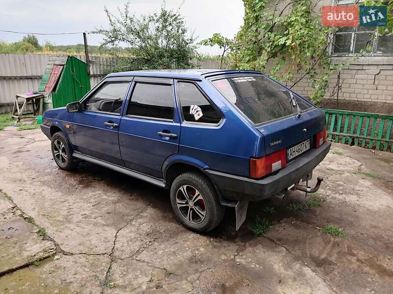Хэтчбек ВАЗ / Lada 2109 2008 в Покровске