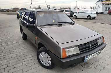 Хэтчбек ВАЗ / Lada 2109 1990 в Каменке-Бугской