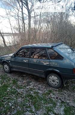 Хетчбек ВАЗ / Lada 2109 2001 в Дніпрі