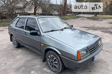Хэтчбек ВАЗ / Lada 2109 1991 в Шумске