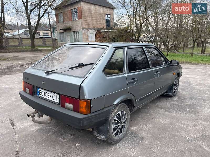 Хэтчбек ВАЗ / Lada 2109 1991 в Шумске
