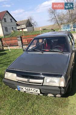 Седан ВАЗ 2109 1993 в 