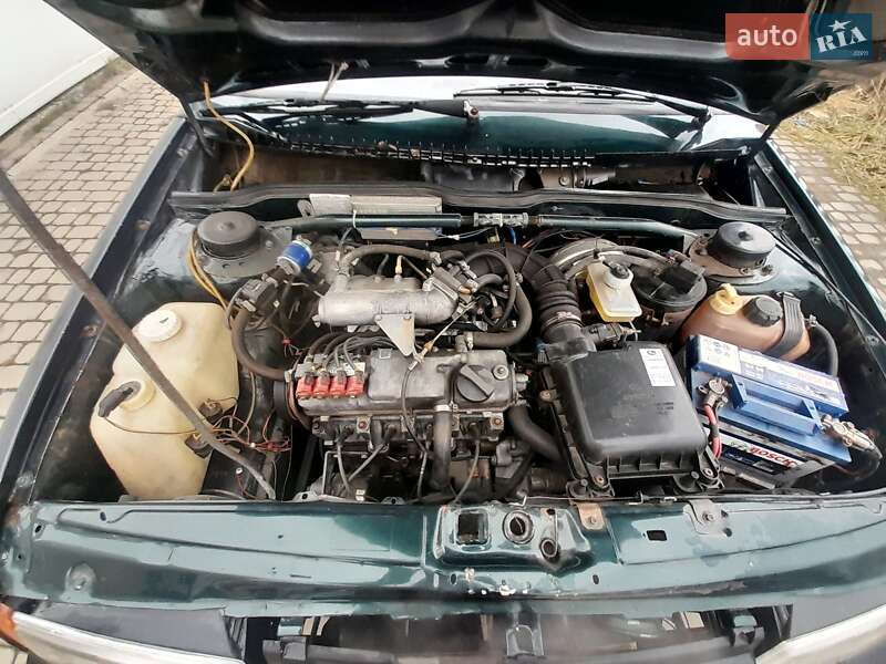 Хэтчбек ВАЗ / Lada 2109 2004 в Долине