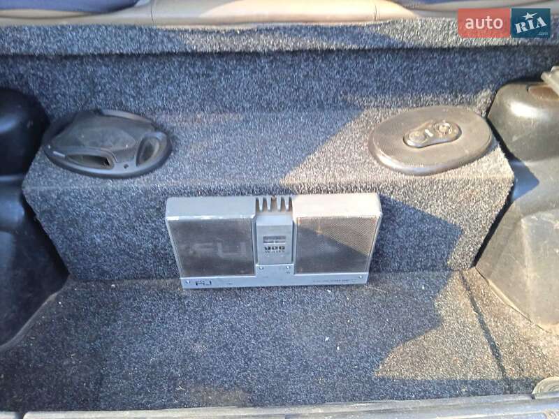 Хэтчбек ВАЗ / Lada 2109 2002 в Вижнице