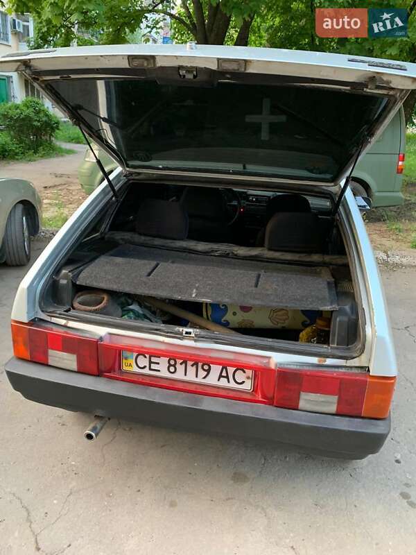 Хэтчбек ВАЗ / Lada 2109 2002 в Киеве