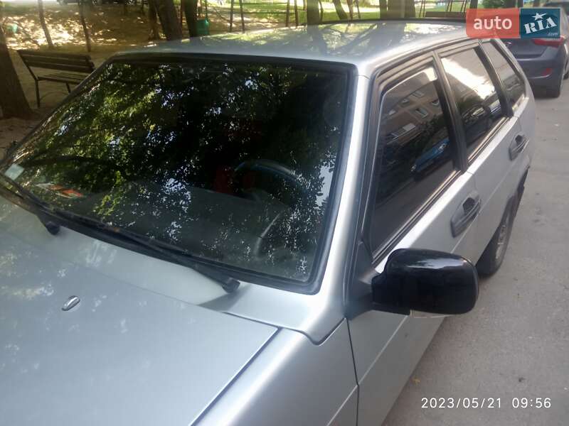 Хэтчбек ВАЗ / Lada 2109 2004 в Виннице