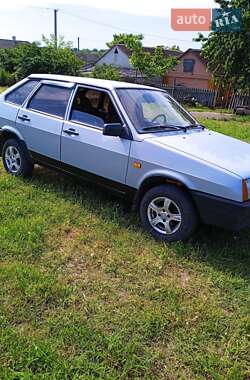 Хэтчбек ВАЗ / Lada 2109 2004 в 