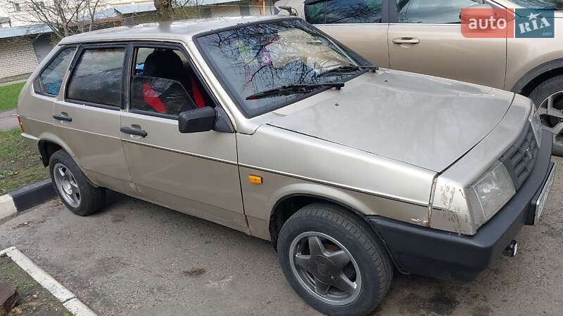 Хэтчбек ВАЗ / Lada 2109 1988 в Харькове