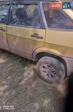 Хэтчбек ВАЗ / Lada 2109 1990 в Кривом Роге