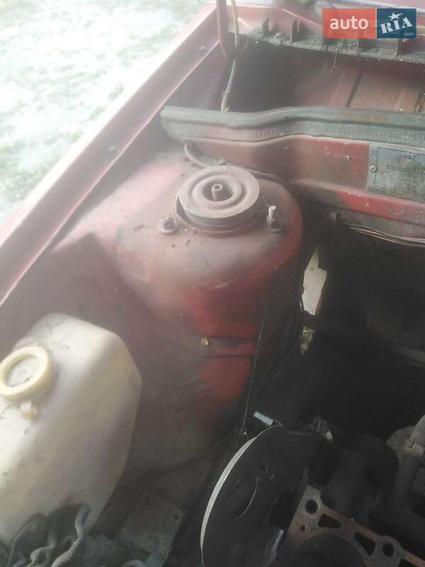Хэтчбек ВАЗ / Lada 2109 1990 в Изяславе фото 9 Хэтчбек ВАЗ / Lada 2109 1990 в Изяславе