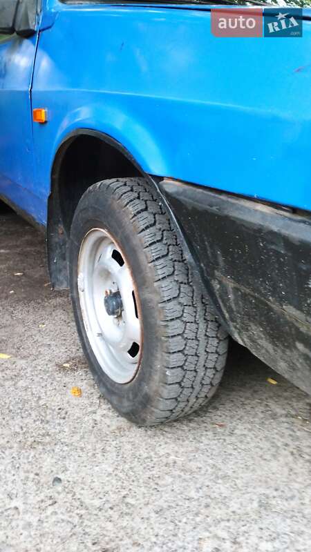 Хэтчбек ВАЗ / Lada 2109 1990 в Львове