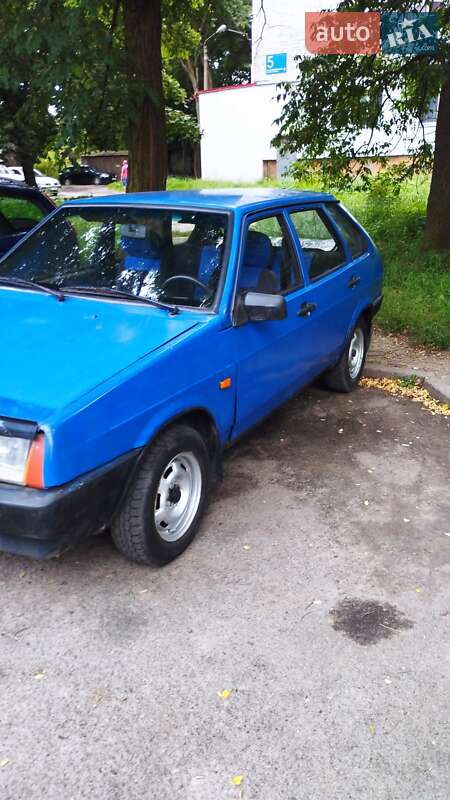Хэтчбек ВАЗ / Lada 2109 1990 в Львове