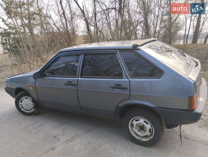 Хэтчбек ВАЗ / Lada 2109 2006 в Кременчуге фото 7 Хэтчбек ВАЗ / Lada 2109 2006 в Кременчуге