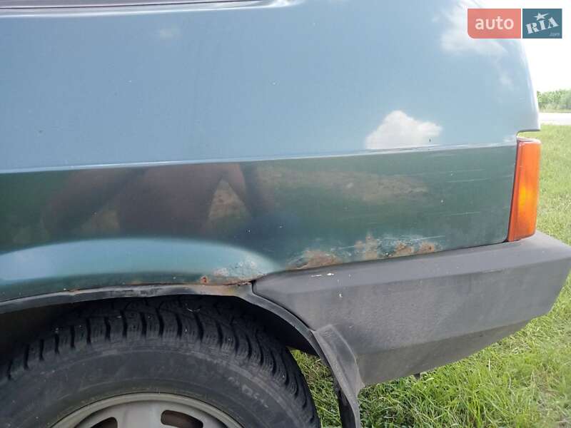 Хэтчбек ВАЗ / Lada 2109 2004 в Киеве