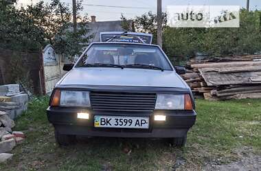 Хэтчбек ВАЗ / Lada 2109 1987 в Ровно