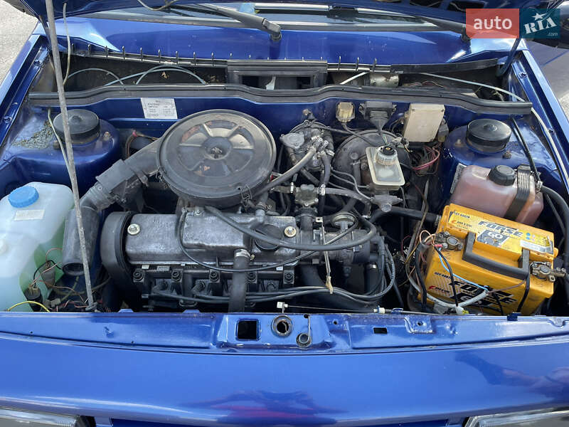 Хетчбек ВАЗ / Lada 2109 1990 в Кам'янському
