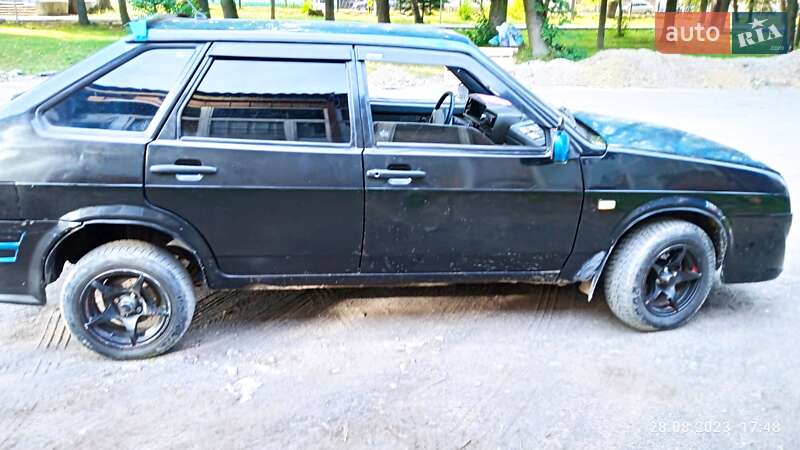 Хетчбек ВАЗ / Lada 2109 1992 в Великому Березному
