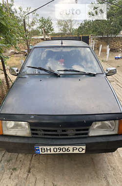 Хэтчбек ВАЗ / Lada 2109 2002 в Тарутине