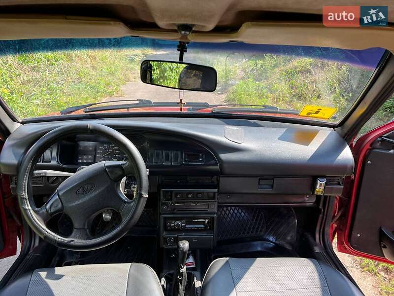 Хэтчбек ВАЗ / Lada 2109 1998 в Кривом Роге фото 17 Хэтчбек ВАЗ / Lada 2109 1998 в Кривом Роге