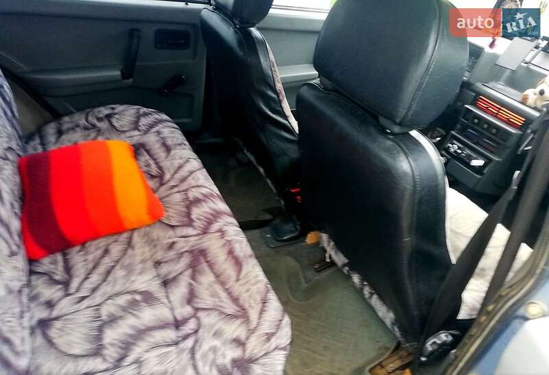 Хэтчбек ВАЗ / Lada 2109 1990 в Глыбокой