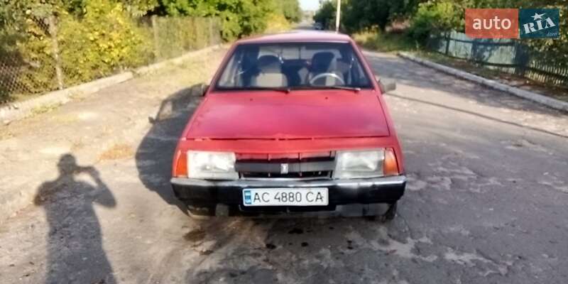 Хетчбек ВАЗ / Lada 2109 1988 в Володимирі