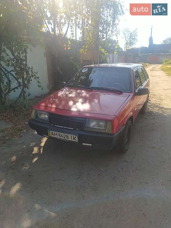 Хэтчбек ВАЗ / Lada 2109 1988 в Никополе фото 5 Хэтчбек ВАЗ / Lada 2109 1988 в Никополе