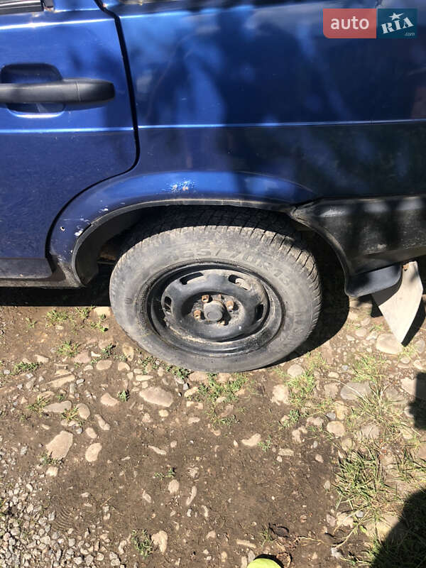 Хэтчбек ВАЗ / Lada 2109 2006 в Ивано-Франковске фото 8 Хэтчбек ВАЗ / Lada 2109 2006 в Ивано-Франковске