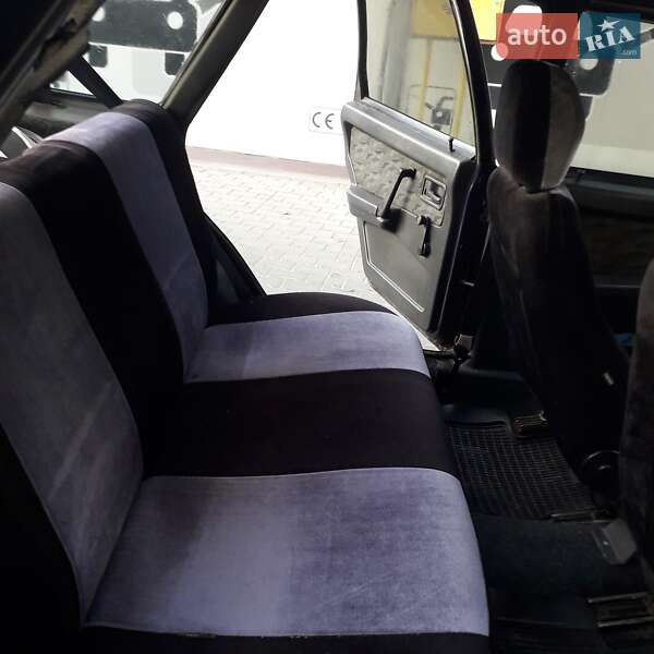 Хетчбек ВАЗ / Lada 2109 2002 в Львові фото 6 Хетчбек ВАЗ / Lada 2109 2002 в Львові