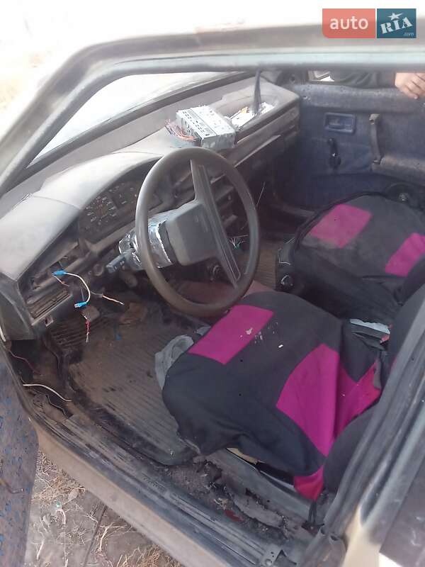 Хэтчбек ВАЗ / Lada 2109 1993 в Николаеве