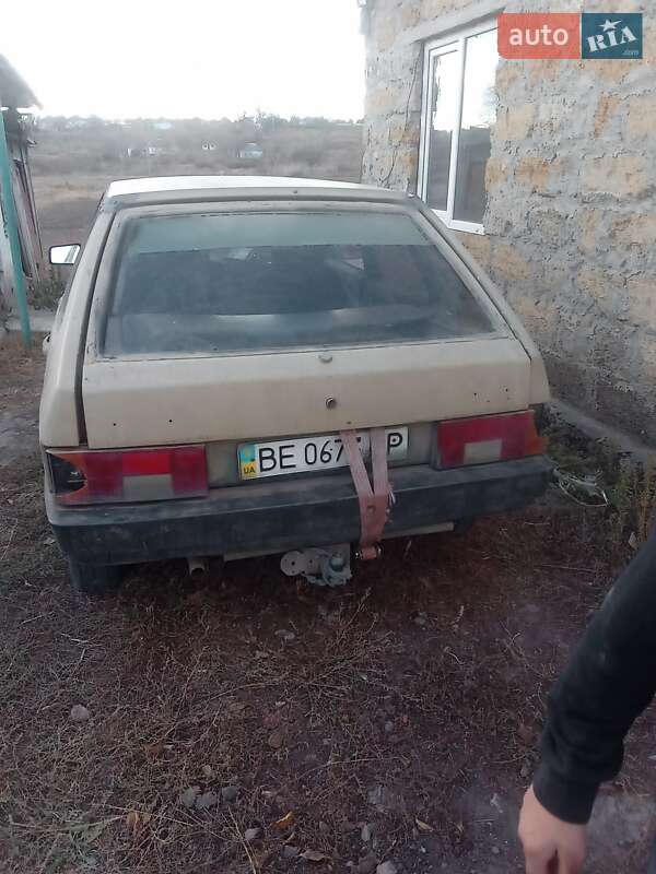 Хэтчбек ВАЗ / Lada 2109 1993 в Николаеве