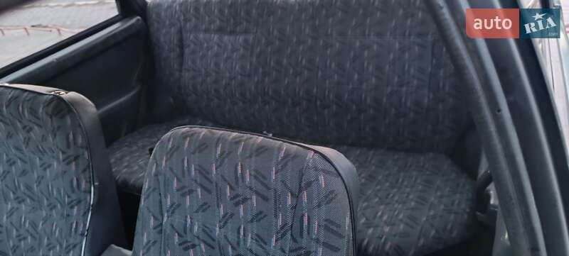Хетчбек ВАЗ / Lada 2109 1993 в Синельниковому