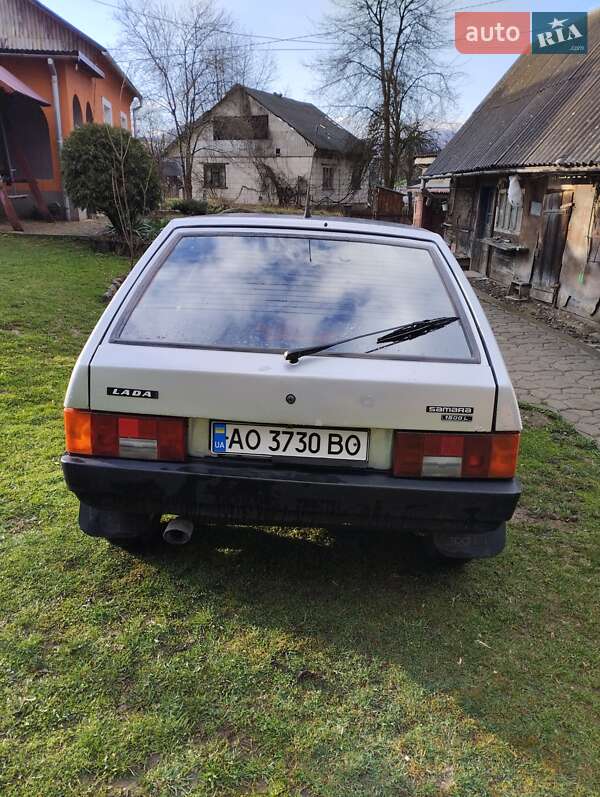 Хэтчбек ВАЗ / Lada 2109 1998 в Рахове