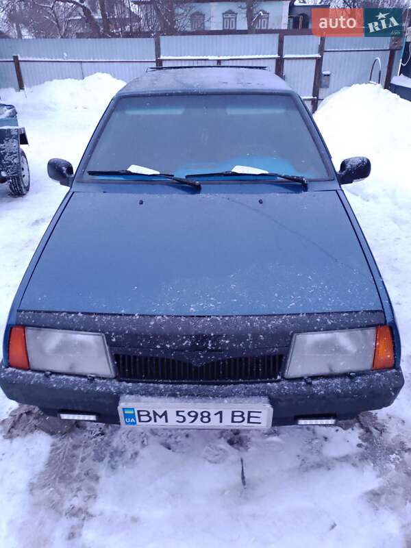 Хэтчбек ВАЗ / Lada 2109 2004 в Конотопе