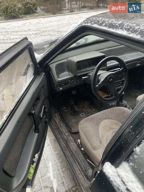 Хэтчбек ВАЗ / Lada 2109 1992 в Киеве