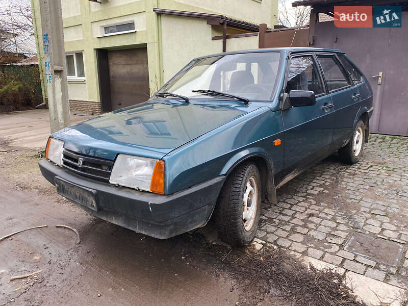Хетчбек ВАЗ / Lada 2109 2000 в Харкові
