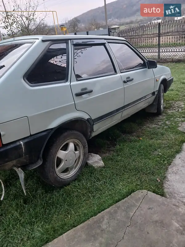 ВАЗ / Lada 2109