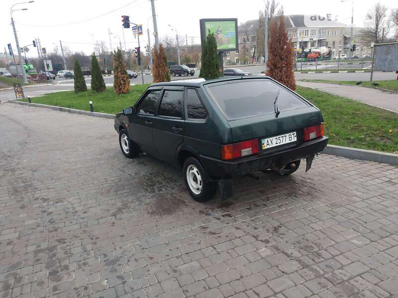 Хэтчбек ВАЗ / Lada 2109 1998 в Харькове