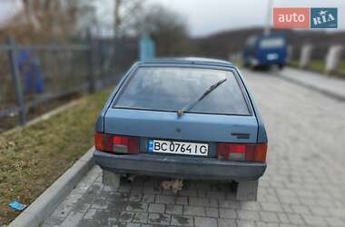 Хэтчбек ВАЗ / Lada 2109 2001 в Львове