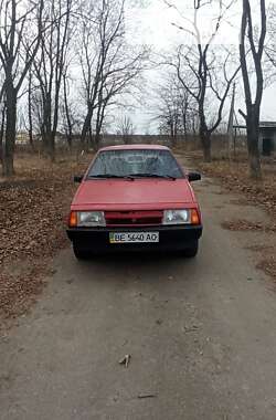 Хэтчбек ВАЗ / Lada 2109 1990 в Вознесенске