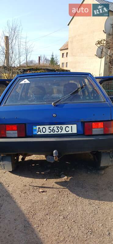 Хэтчбек ВАЗ / Lada 2109 2010 в Великом Березном