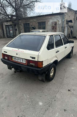 Хэтчбек ВАЗ / Lada 2109 1990 в Одессе