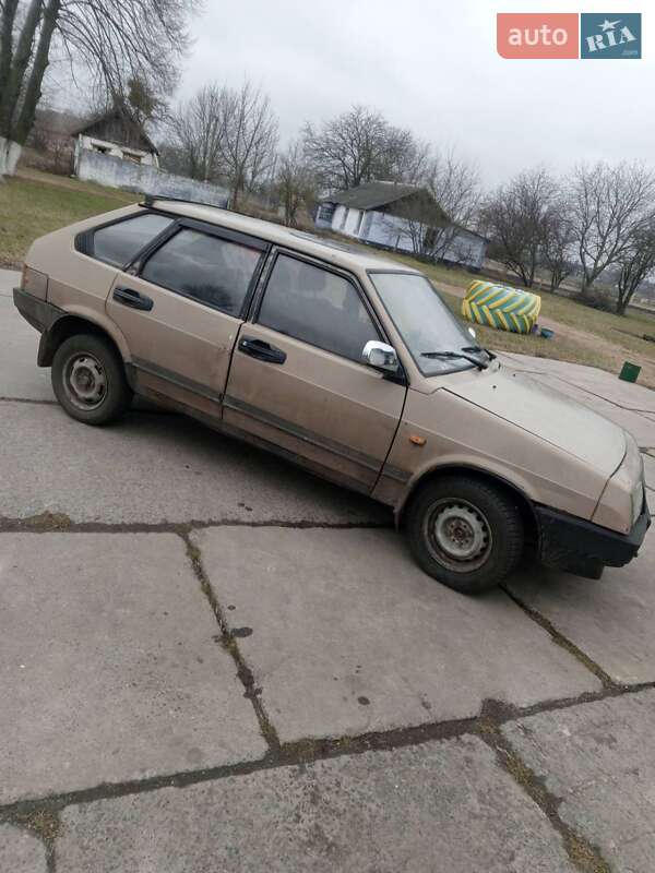 Хэтчбек ВАЗ / Lada 2109 1988 в Белой Церкви