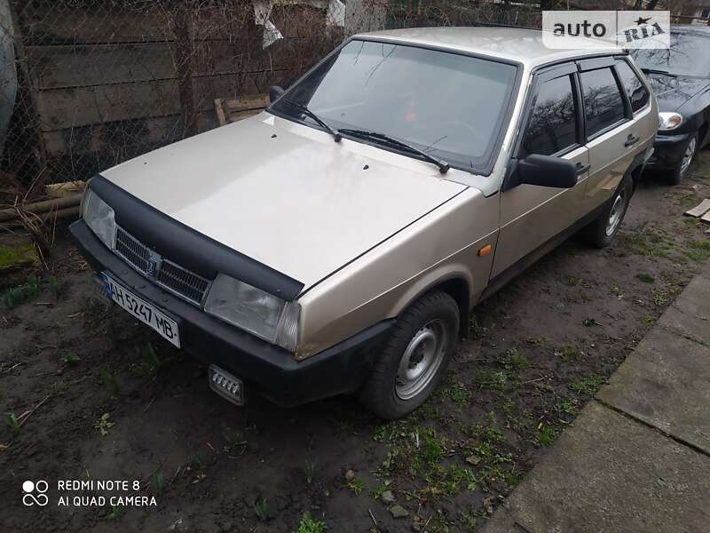Хэтчбек ВАЗ / Lada 2109 1990 в Смеле