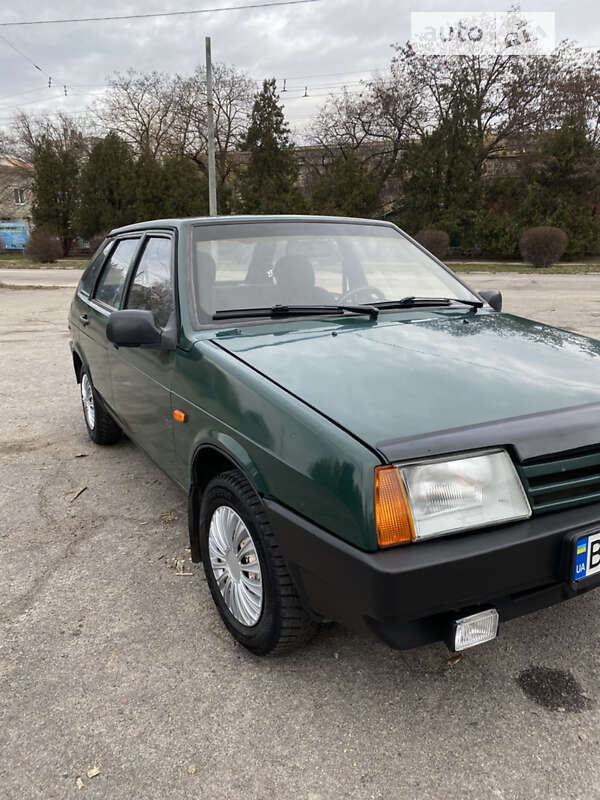 Хэтчбек ВАЗ / Lada 2109 1998 в Кременчуге