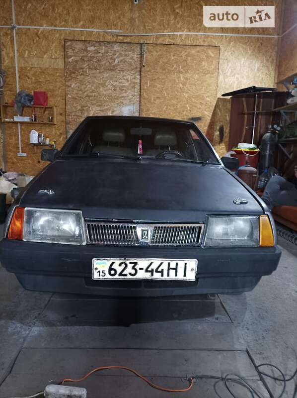 Хэтчбек ВАЗ / Lada 2109 1993 в Голованевске