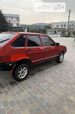 Хетчбек ВАЗ / Lada 2109 1988 в Городку
