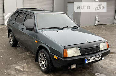 Хэтчбек ВАЗ / Lada 2109 2004 в Теофиполе